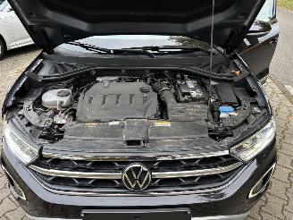 Volkswagen T-Roc 2.0 TDI AUTOMAAT 150 PK STYLE NAVI CLIMA CAMERA LED picture 24