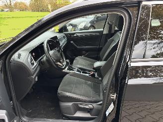 Volkswagen T-Roc 2.0 TDI AUTOMAAT 150 PK STYLE NAVI CLIMA CAMERA LED picture 12