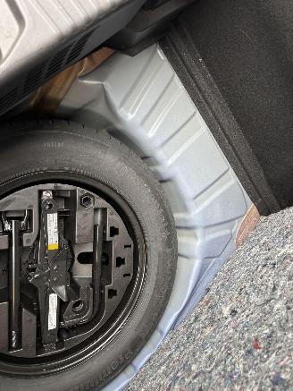 Renault Clio V TECHNO SPORT NAVI CAMERA LED VIRT DASH B.J 05-2025 picture 17