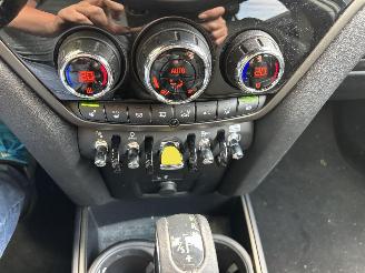 Mini Countryman HYBRIDE PLUG IN SE 4AWD AUTOMAAT NAVI CLIMA LEER LED PDC B.J 2019 picture 12