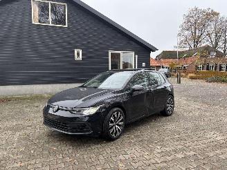 krockskadad bil auto Volkswagen Golf 8 PANORAMADAK 1.5 STYLE 130 PK NAVI CLIMA VIRT DASH 18 INCH B.J 2023 2023/3