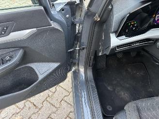 Volkswagen Golf 8 TSI EDITION 110 PK NAVI CLIMA CAMERA VIRTUEEL DASH LED B:J 2023  Plaatschade picture 16