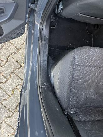 Volkswagen Golf 8 TSI EDITION 110 PK NAVI CLIMA CAMERA VIRTUEEL DASH LED B:J 2023  Plaatschade picture 18