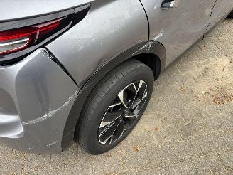 Citroën DS3 CROSSBACK AUTOMAAT 130 PK NAVI LEER CAMERA LED LEER B.J 06-2023 picture 17