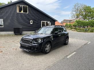 Vaurioauto  passenger cars Mini Countryman HYBRIDE PLUG IN SE 4AWD AUTOMAAT NAVI CLIMA LEER LED PDC B.J 2019 2019/2