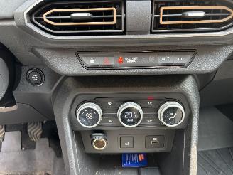 Dacia Sandero STEPWAY EXTREEM FACELIFT NAVI CLIMA CAMERA LED FACELIFT B.J 2024 picture 13