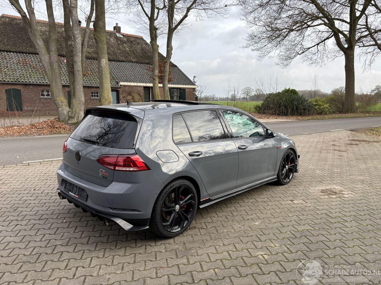 Volkswagen Golf GTI TCR 300 PK SPECIAL EDITION PANO LEER DYNO AUDIO NAVI CLIMA VIRT DASH B.J 2019