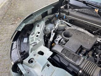 Dacia Duster HYBRIDE 1.6 AUTOMAAT NAVI CLIMA CAMERA VIRT DASH B.J 12-2024 picture 12