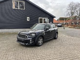 damaged passenger cars Mini Countryman COOPER HYBRIDE PLUG IN SE 4AWD AUTOMAAT NAVI CLIMA LEER LED PDC B.J 2019 2019/1