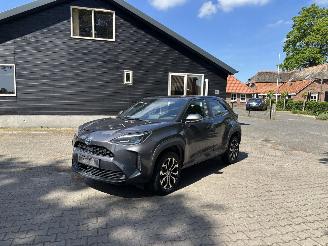 Schadeauto Toyota Yaris Cross CROSS HYBRIDE 1.5 AUTOMAAT NAVI CLIMA CAMERA PDC B.J 06-2023 2023/6