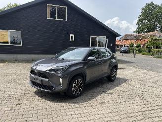 Coche accidentado Toyota Yaris Cross HYBRIDE 1.5 AUTOMAAT NAVI CLIMA CAMERA PDC B.J 06-2023 2023/6