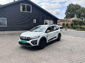 Unfallwagen Dacia Jogger EXTREEM 110 PK NAVI CLIMA CAMERA 5 P B.J 06-2024 2024/6