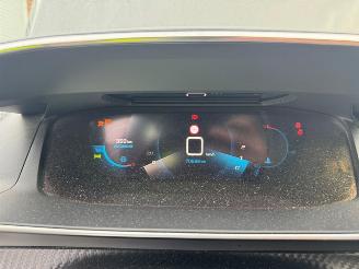 Peugeot 208  picture 23