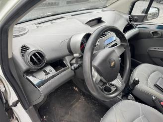Chevrolet Spark  picture 15