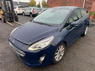 uszkodzony samochody osobowe Ford Fiesta  2019/4