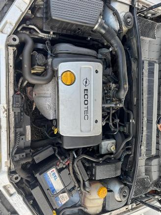 Opel Vectra B picture 19