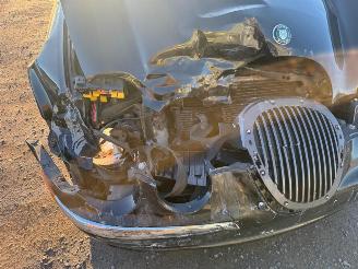 Jaguar S-type  picture 11