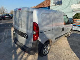 Opel Combo D picture 4