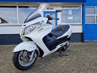 Suzuki  AN 400 BURGMAN TOP STAAT picture 17