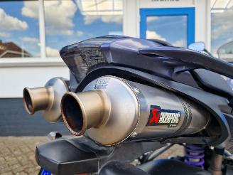 Yamaha  FZ6S AKRAPOVIC picture 7