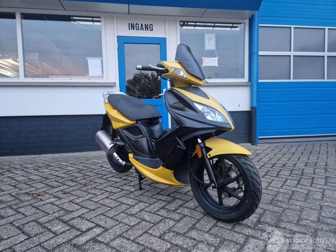 Kymco  SUPER 8 45KM