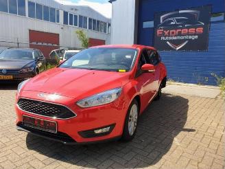 Vrakbiler auto Ford Focus  2017/0