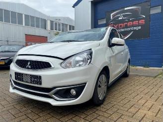 Coche siniestrado Mitsubishi Space-star Space Star (A0), Hatchback, 2012 1.0 12V 2019/1