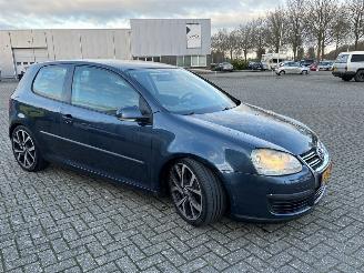 krockskadad bil auto Volkswagen Golf 1.9 TDI Hatchback  Diesel 1.896cc 77kW (105pk) FWD 2005/10