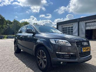 Vaurioauto  passenger cars Audi Q7 4.2 2006/6