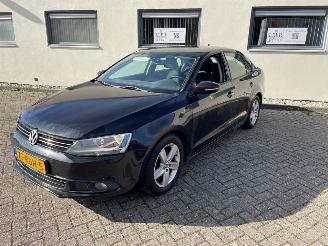 Coche accidentado Volkswagen Jetta 1.2 TSI Sedan 4Dr Benzine 1.197cc 77kW (105pk) FWD 2011/4
