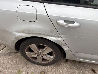 Skoda Octavia 1.6 TDI Greenline 16V Combi/o 4Dr Diesel 1.598cc 81kW (110pk) FWD 2013-05/2020-07  CRKB picture 9