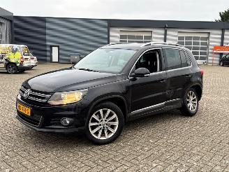 Volkswagen Tiguan 1.4 TSI 16V SUV  Benzine 1.395cc 92kW (125pk) FWD 2015-05/2018-07  CZDB picture 3