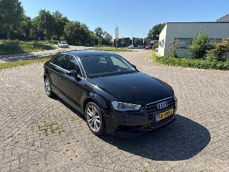 Avarii autoturisme Audi A3 1.4 TFSI 16V Sedan 4Dr Benzine 1.395cc 92kW (125pk) FWD 2014-06/2016-08 (8VL) CZCA 2015/6