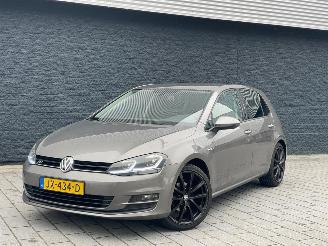 Volkswagen Golf 1.0 TSI Connected Series picture 11