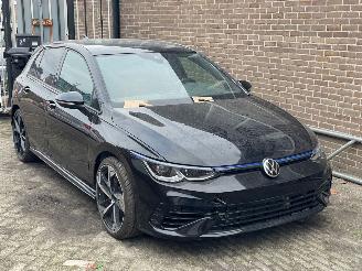 Volkswagen Golf 2.0 TSI R 4MOTION 6200km!!!! picture 2