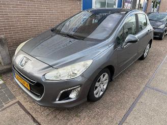 Coche accidentado Peugeot 308 1.6 VTi Premiere 2012/3