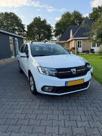 skadebil auto Dacia Logan 0,9 TCE SL Royaal 2018/7