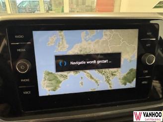 Volkswagen T-Roc  picture 22