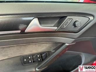 Volkswagen Golf  picture 22