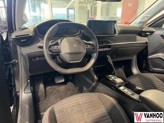 Peugeot e-208  picture 17