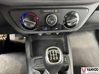 Hyundai I-10  picture 15