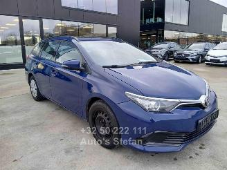 Toyota Auris TOURING SPORTS ACTIVE picture 1