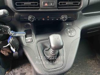 Peugeot Partner PREMIUM picture 11