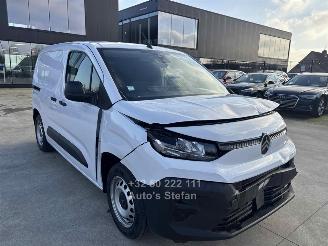 Voiture accidenté Citroën Berlingo  2025/11