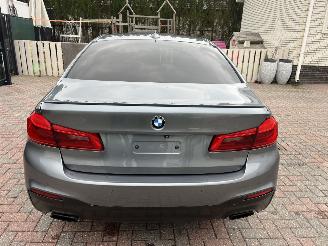 uszkodzony samochody osobowe BMW 5-serie E-DRIVE  FULL-FULL-OPTION 2017/8