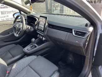 Renault Clio HYBRIDE - BENZINE ALPINE picture 11