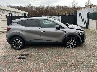 Renault Captur BENZINE - KLIMA + NAVI picture 12