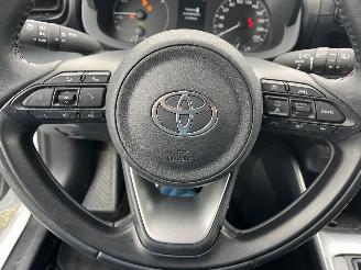 Toyota Yaris 1,5 HYBRIDE - BENZINE - AUTOMATIC picture 22