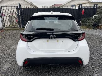 Avarii autoturisme Toyota Yaris 1,5 HYBRIDE - BENZINE - AUTOMATIC 2025/1