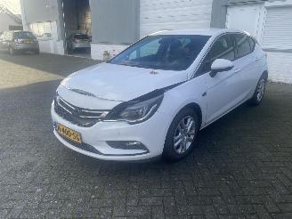 skadebil auto Opel Astra 1.4 Turbo 125PK!!! 2016/1